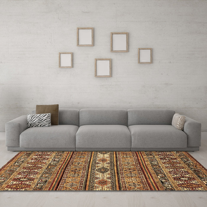 Machine Washable Abstract Brown Modern Rug in a Living Room,, wshabs523brn