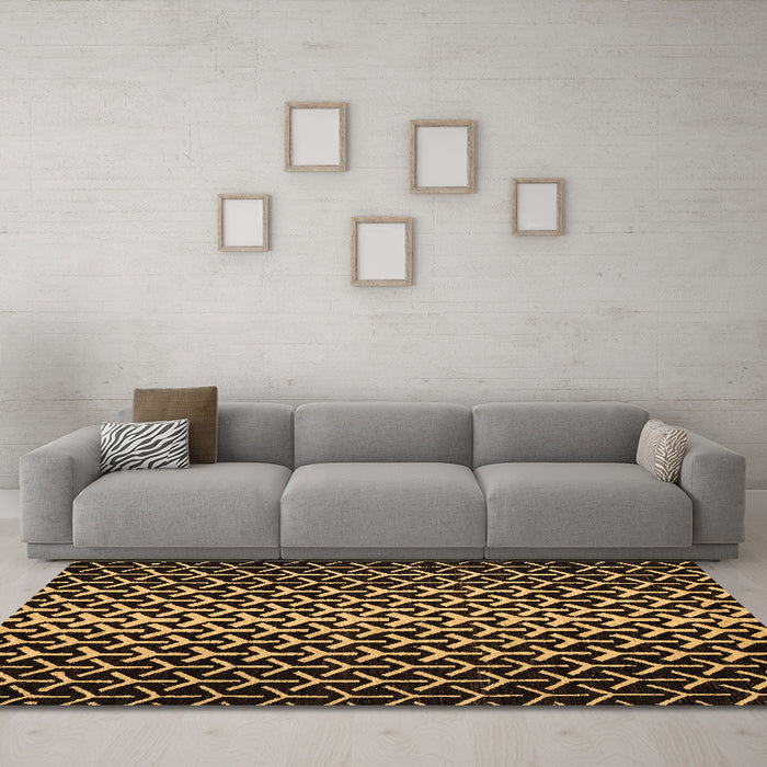 Machine Washable Abstract Brown Modern Rug in a Living Room,, wshabs5247brn