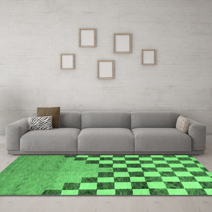 Machine Washable Abstract Emerald Green Modern Area Rugs in a Living Room,, wshabs5251emgrn