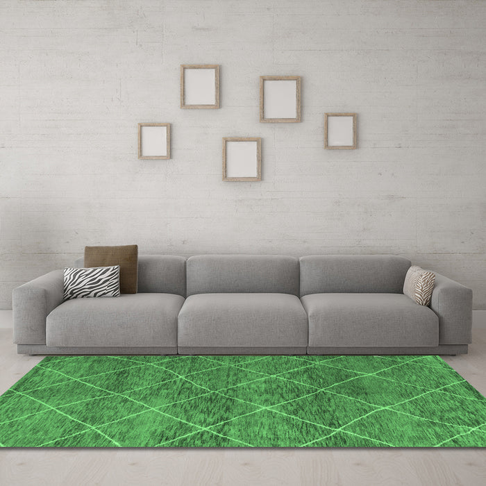 Machine Washable Abstract Emerald Green Modern Area Rugs in a Living Room,, wshabs5254emgrn
