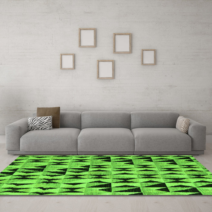 Machine Washable Abstract Green Modern Area Rugs in a Living Room,, wshabs5255grn