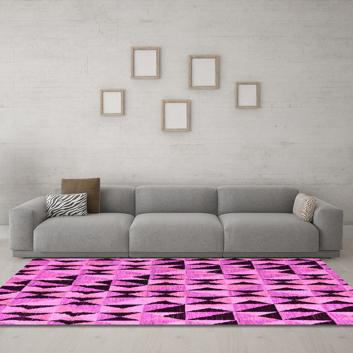Machine Washable Abstract Pink Modern Rug in a Living Room, wshabs5255pnk
