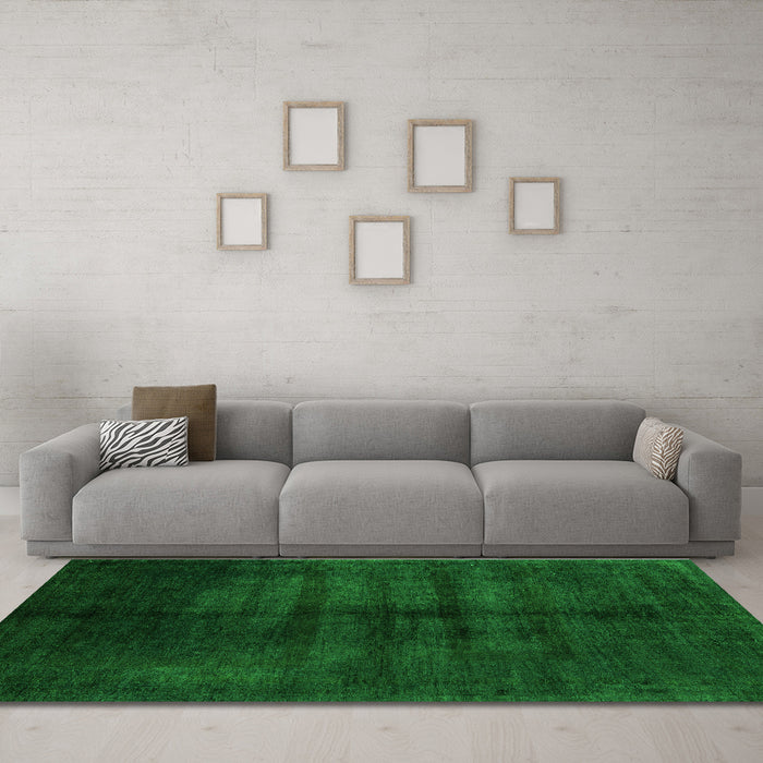 Machine Washable Abstract Green Modern Area Rugs in a Living Room,, wshabs5258grn