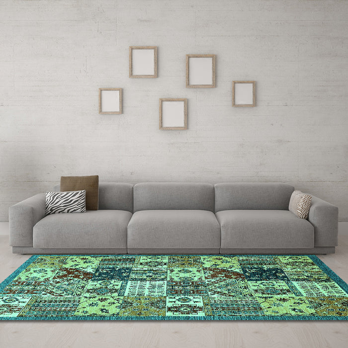 Machine Washable Southwestern Turquoise Country Area Rugs in a Living Room,, wshabs525turq