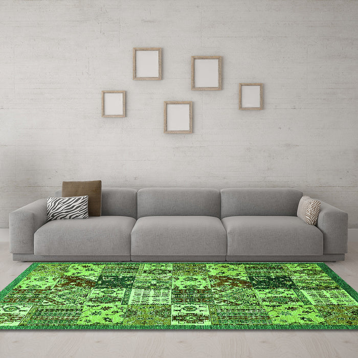 Machine Washable Southwestern Green Country Area Rugs in a Living Room,, wshabs525grn