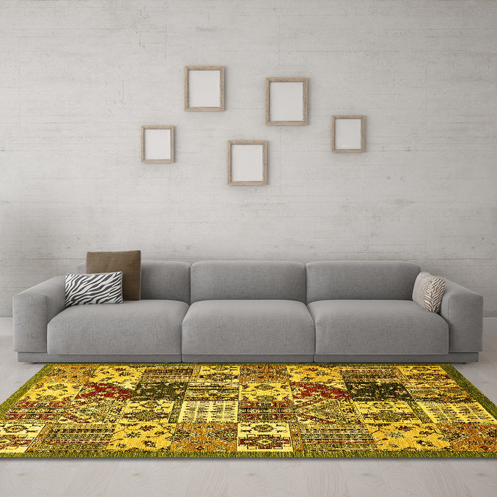 Machine Washable Southwestern Yellow Country Rug in a Living Room, wshabs525yw