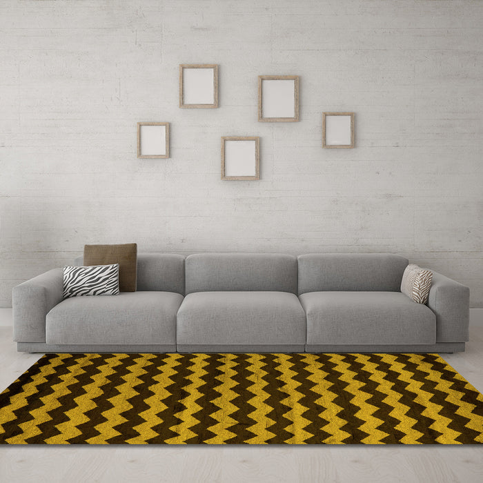 Machine Washable Abstract Yellow Modern Rug in a Living Room, wshabs5263yw