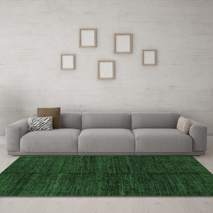 Machine Washable Abstract Emerald Green Modern Area Rugs in a Living Room,, wshabs5264emgrn