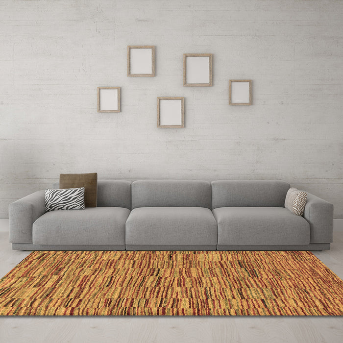 Machine Washable Abstract Brown Modern Rug in a Living Room,, wshabs5269brn