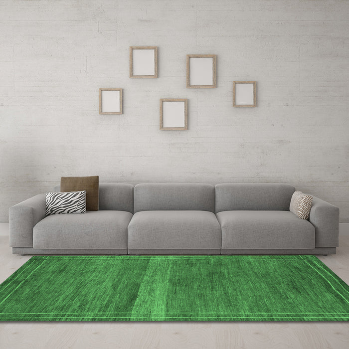 Machine Washable Abstract Emerald Green Modern Area Rugs in a Living Room,, wshabs5271emgrn