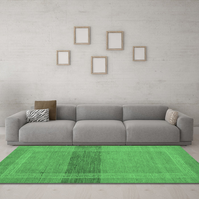Machine Washable Abstract Emerald Green Modern Area Rugs in a Living Room,, wshabs5273emgrn