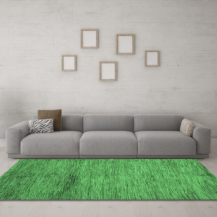 Machine Washable Oriental Emerald Green Modern Area Rugs in a Living Room,, wshabs5279emgrn