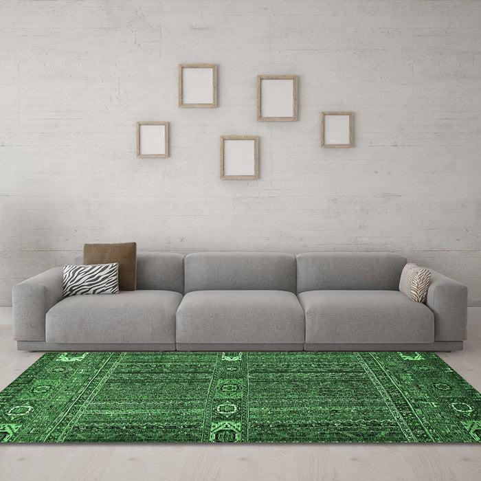 Machine Washable Abstract Emerald Green Modern Area Rugs in a Living Room,, wshabs527emgrn