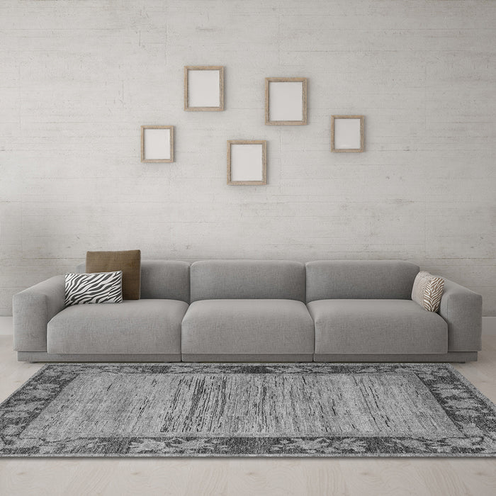 Machine Washable Oriental Gray Modern Rug in a Living Room,, wshabs5285gry