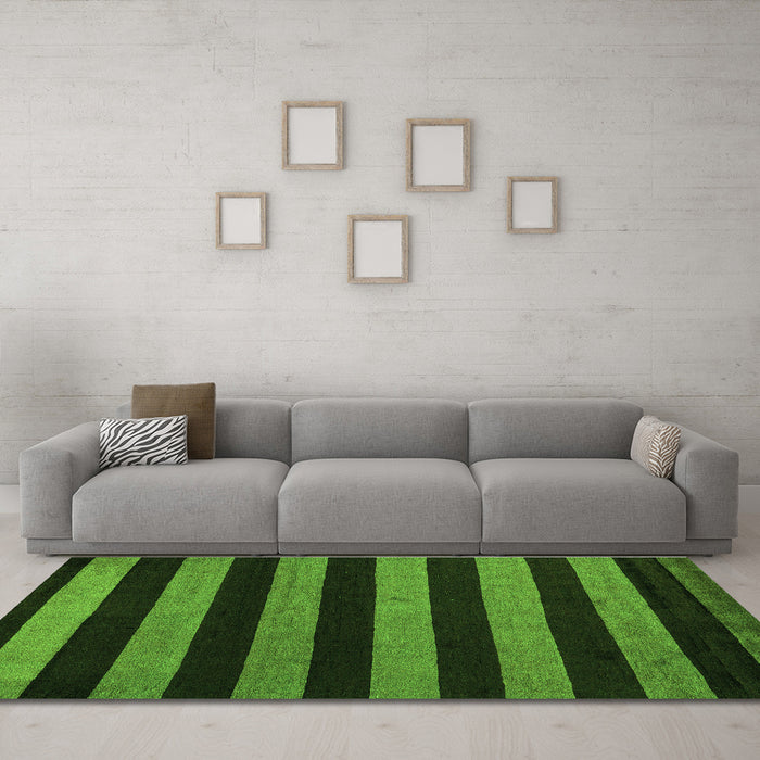 Machine Washable Oriental Green Modern Area Rugs in a Living Room,, wshabs5288grn