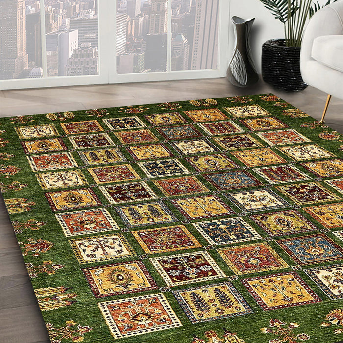 Machine Washable Abstract Brass Green Rug in a Family Room, wshabs528