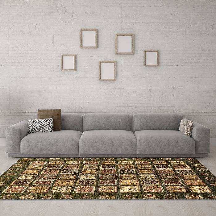 Machine Washable Abstract Brown Modern Rug in a Living Room,, wshabs528brn