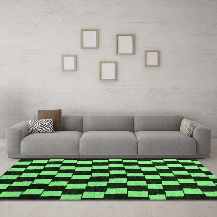 Machine Washable Abstract Emerald Green Modern Area Rugs in a Living Room,, wshabs5291emgrn