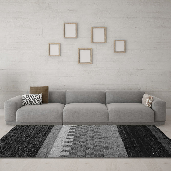Machine Washable Abstract Gray Modern Rug in a Living Room,, wshabs5294gry