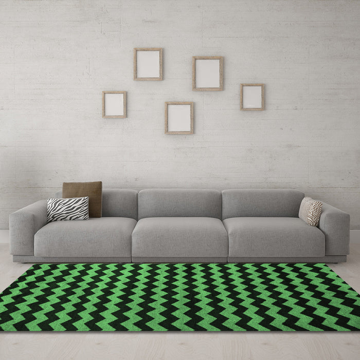 Machine Washable Abstract Emerald Green Modern Area Rugs in a Living Room,, wshabs5296emgrn