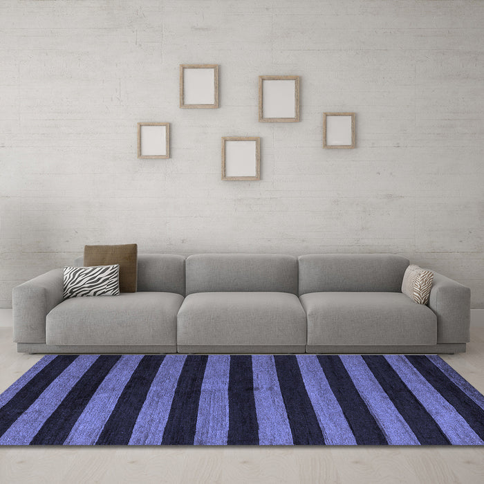 Machine Washable Abstract Blue Modern Rug in a Living Room, wshabs5298blu