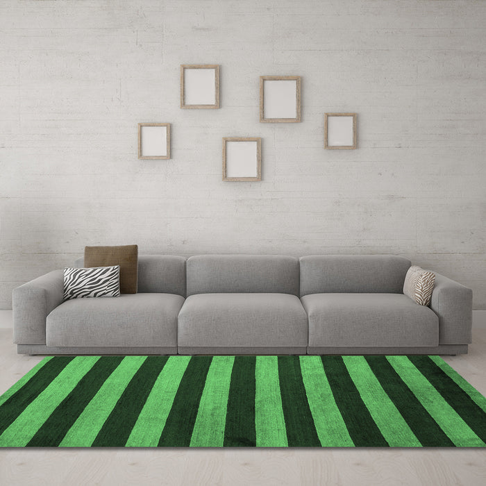 Machine Washable Abstract Emerald Green Modern Area Rugs in a Living Room,, wshabs5299emgrn