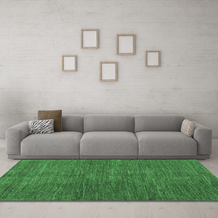 Machine Washable Abstract Emerald Green Modern Area Rugs in a Living Room,, wshabs5302emgrn