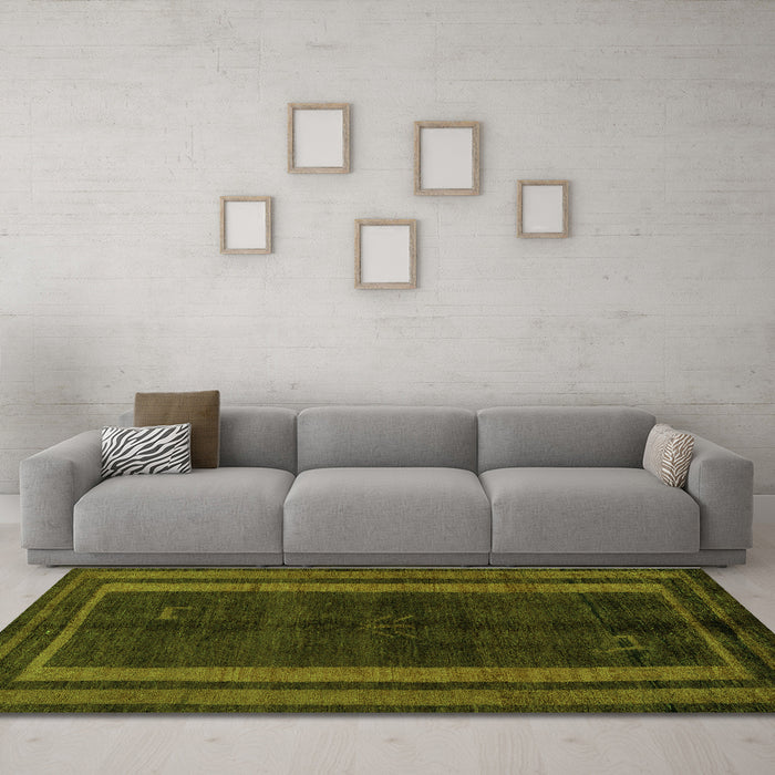 Machine Washable Abstract Green Modern Area Rugs in a Living Room,, wshabs5306grn
