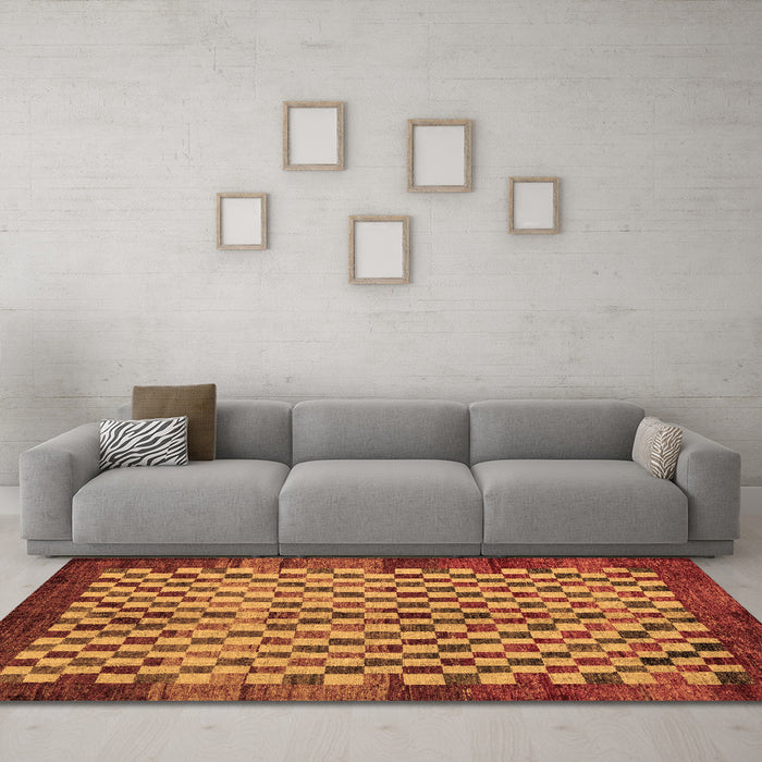 Machine Washable Checkered Brown Modern Rug in a Living Room,, wshabs5309brn