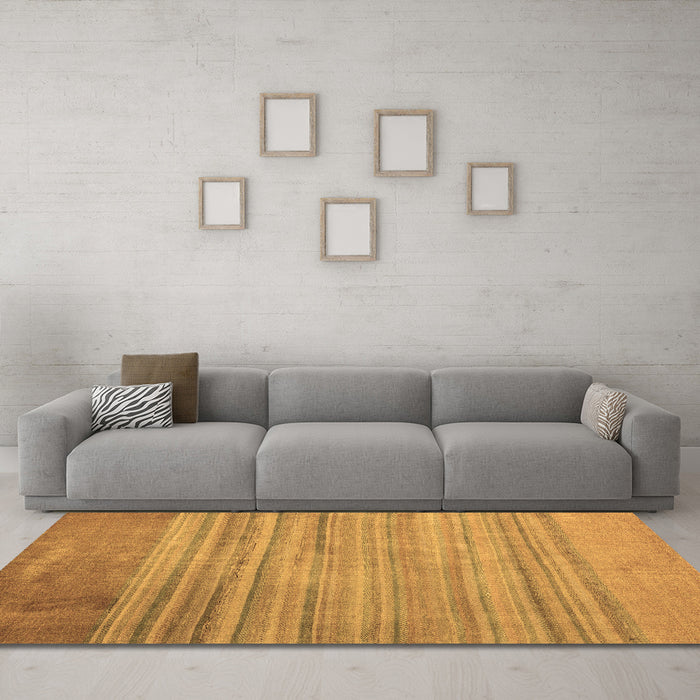 Machine Washable Abstract Brown Modern Rug in a Living Room,, wshabs5314brn