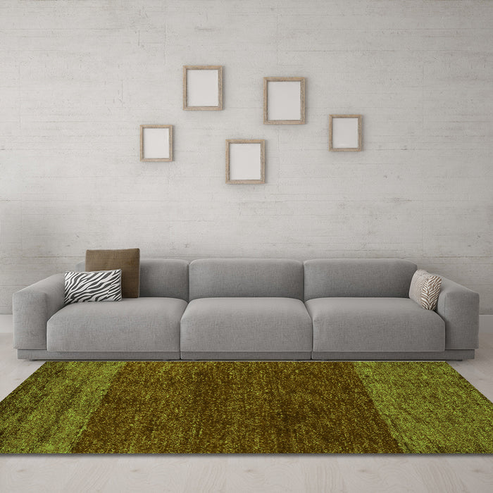 Machine Washable Abstract Green Modern Area Rugs in a Living Room,, wshabs5318grn