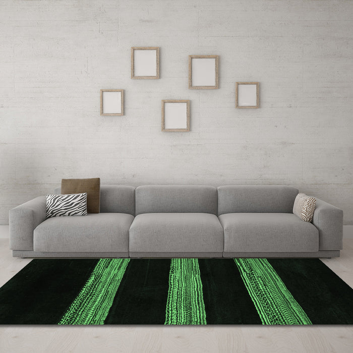Machine Washable Abstract Emerald Green Modern Area Rugs in a Living Room,, wshabs5319emgrn
