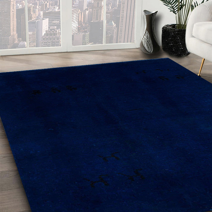 Machine Washable Abstract Night Blue Rug in a Family Room, wshabs5325