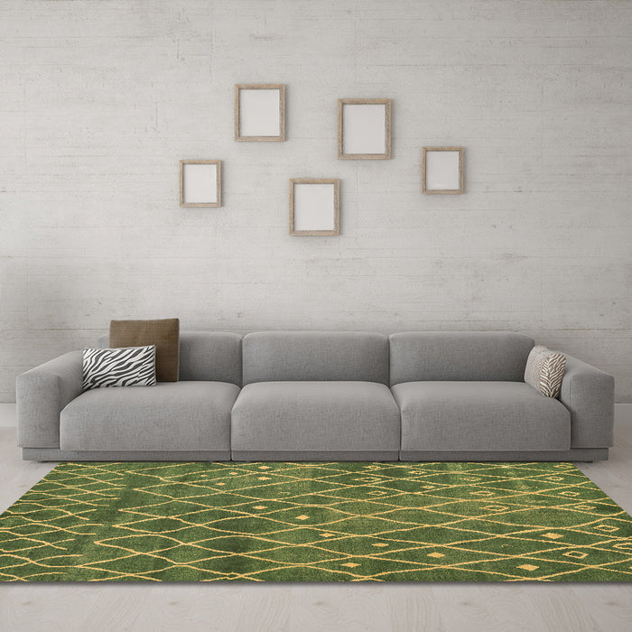 Machine Washable Abstract Brown Modern Rug in a Living Room,, wshabs5329brn