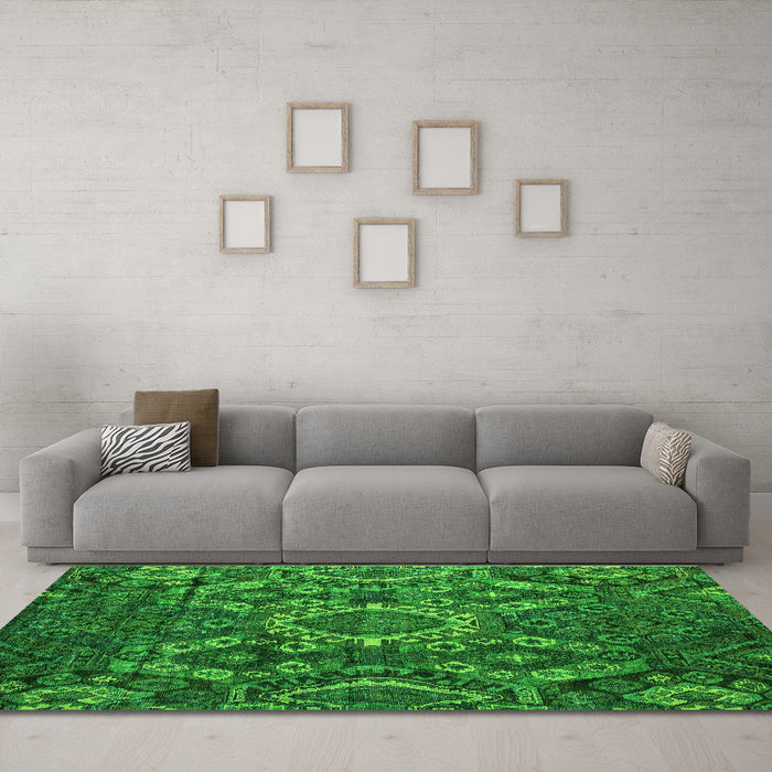 Machine Washable Abstract Green Modern Area Rugs in a Living Room,, wshabs5334grn