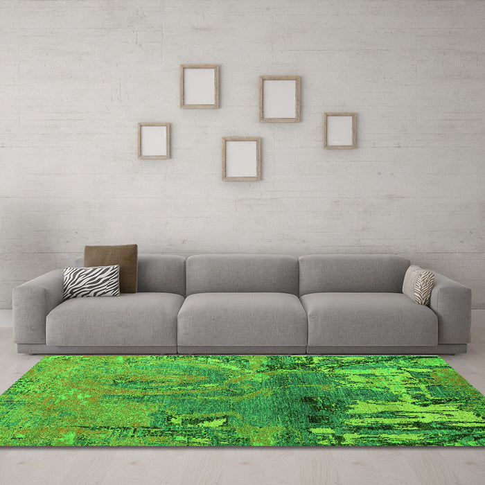 Machine Washable Abstract Green Modern Area Rugs in a Living Room,, wshabs5335grn