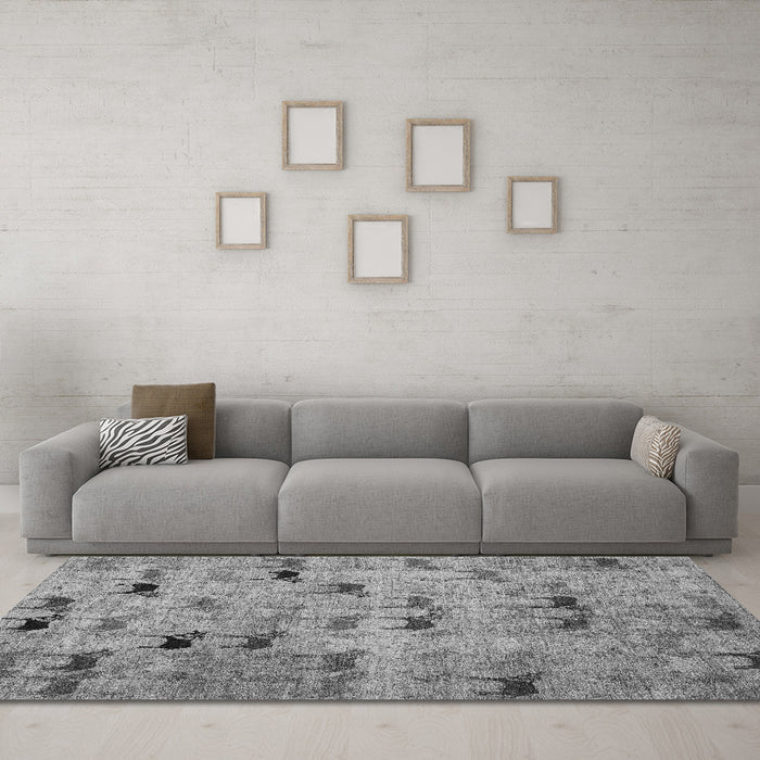 Machine Washable Abstract Gray Modern Rug in a Living Room,, wshabs5336gry