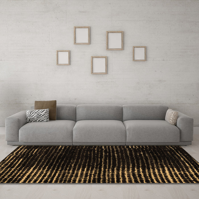 Machine Washable Abstract Brown Modern Rug in a Living Room,, wshabs5337brn