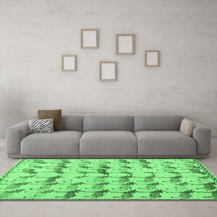 Machine Washable Abstract Emerald Green Modern Area Rugs in a Living Room,, wshabs5339emgrn
