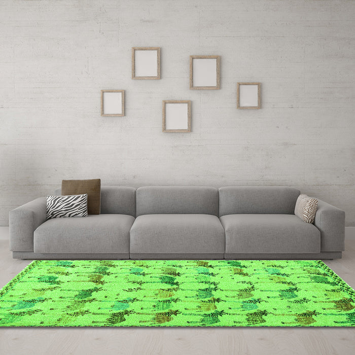 Machine Washable Abstract Green Modern Area Rugs in a Living Room,, wshabs5339grn