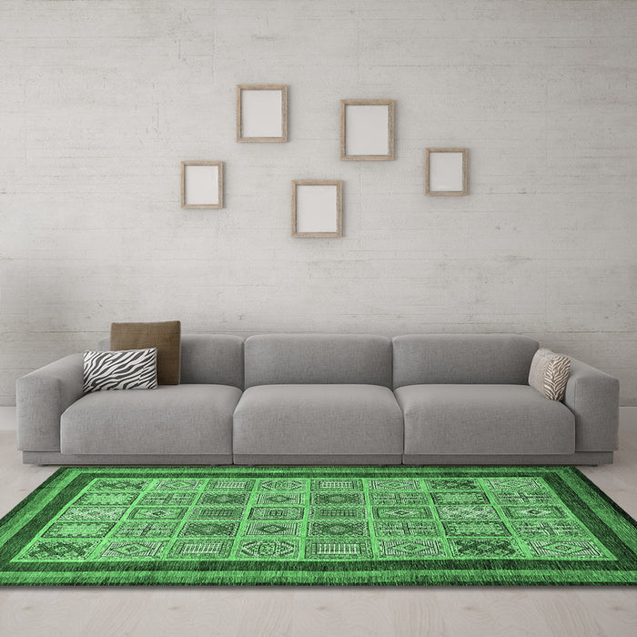 Machine Washable Abstract Emerald Green Modern Area Rugs in a Living Room,, wshabs533emgrn