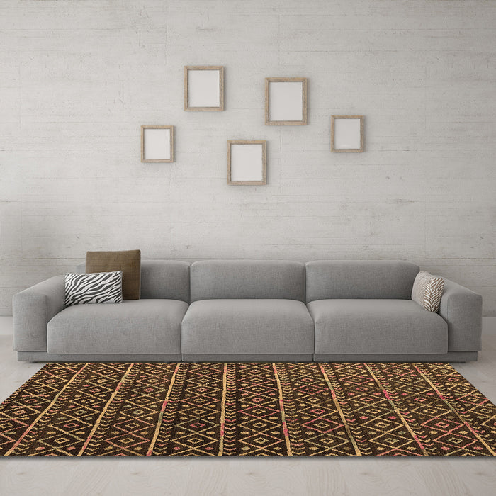 Machine Washable Abstract Brown Modern Rug in a Living Room,, wshabs5342brn
