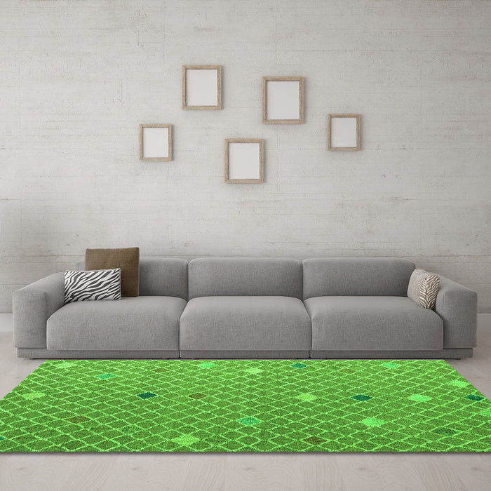 Machine Washable Abstract Green Modern Area Rugs in a Living Room,, wshabs5344grn