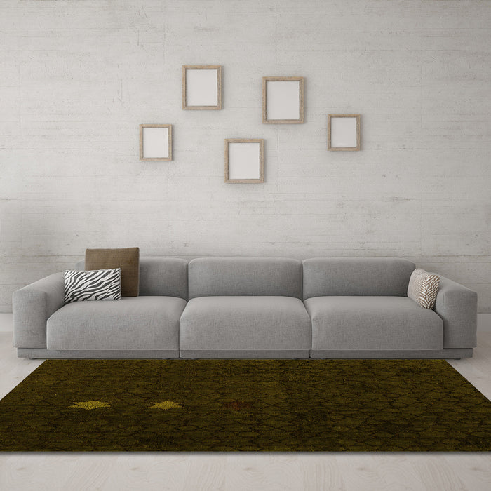 Machine Washable Abstract Yellow Modern Rug in a Living Room, wshabs5349yw