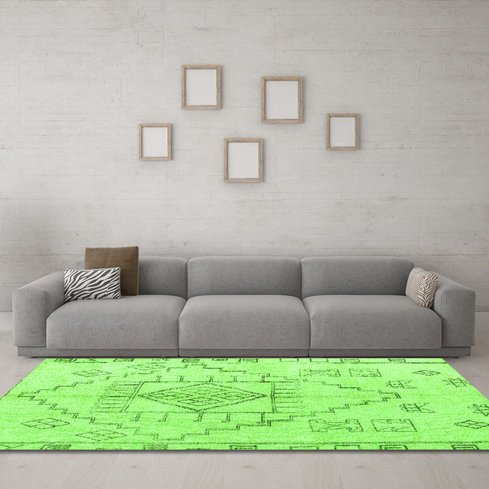 Machine Washable Solid Green Modern Area Rugs in a Living Room,, wshabs5351grn