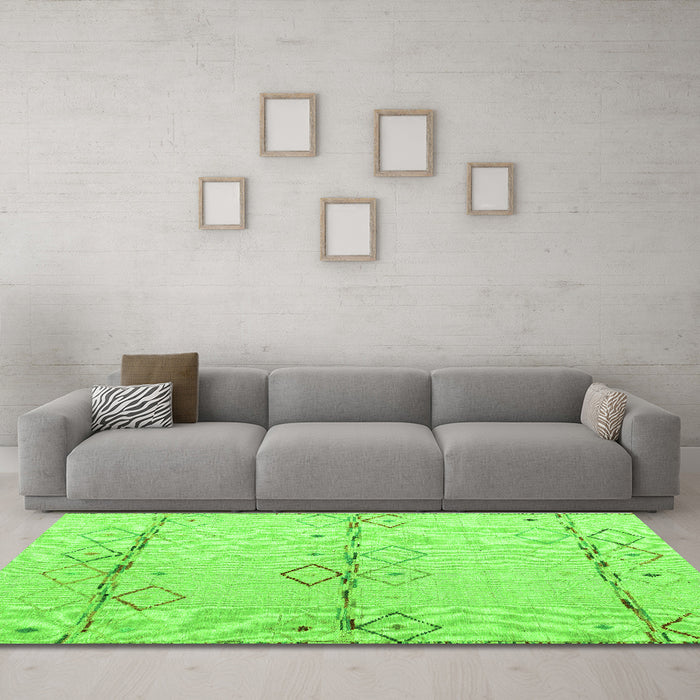 Machine Washable Solid Green Modern Area Rugs in a Living Room,, wshabs5354grn