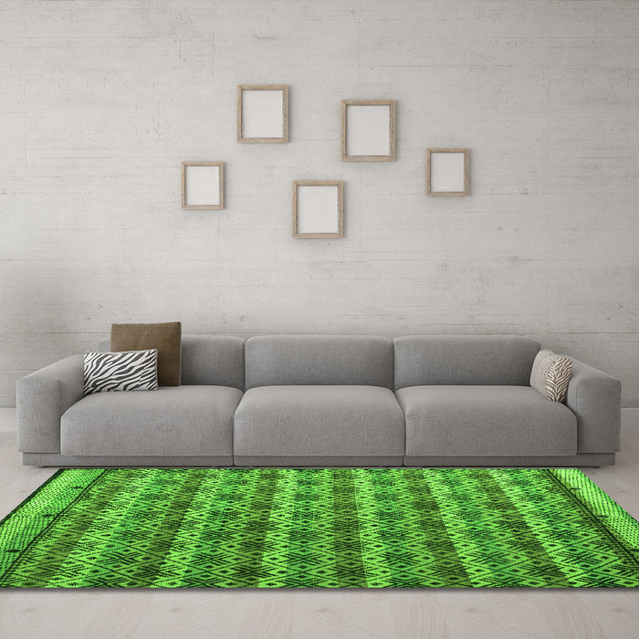 Machine Washable Abstract Green Modern Area Rugs in a Living Room,, wshabs5358grn
