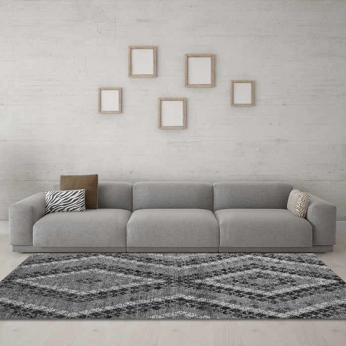 Machine Washable Abstract Gray Modern Rug in a Living Room,, wshabs5366gry