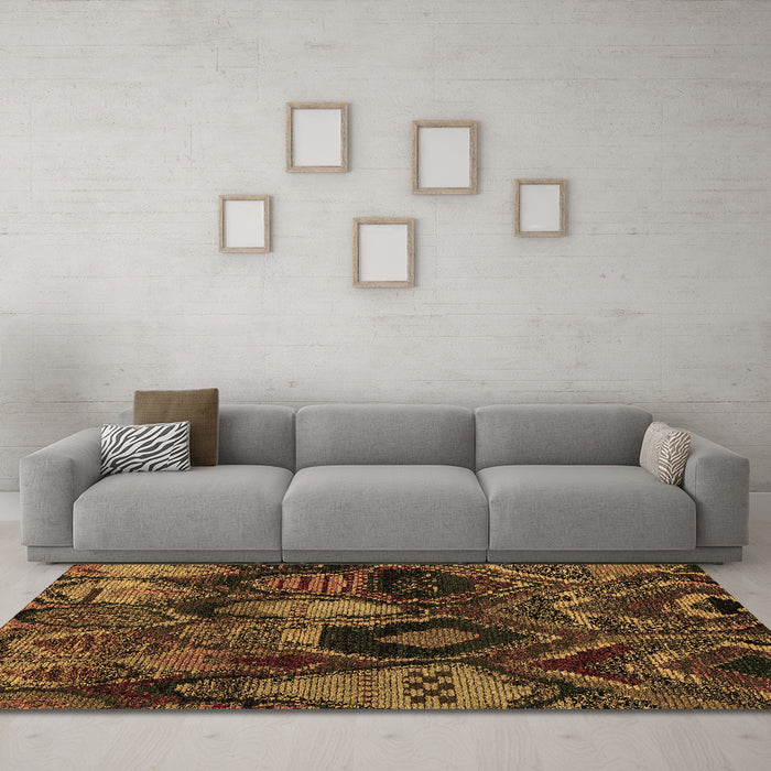 Machine Washable Abstract Brown Modern Rug in a Living Room,, wshabs5370brn