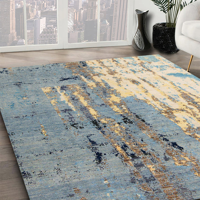 Abstract Tan Brown Modern Rug in Family Room, abs5373